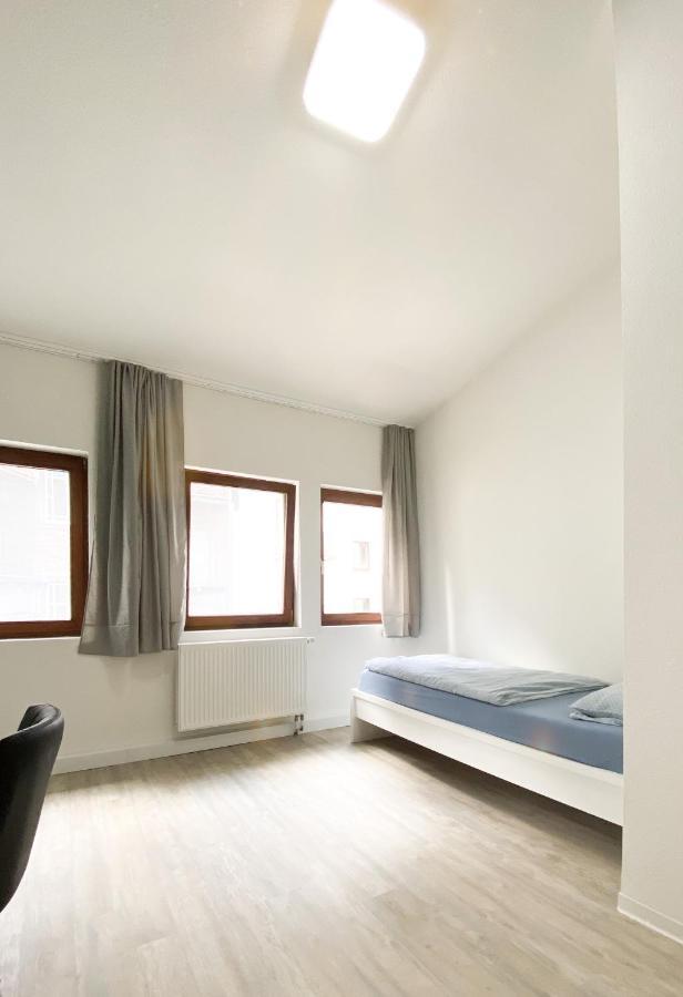 Traumhaftes Privatzimmer In คาร์ลสรูเฮอ ภายนอก รูปภาพ