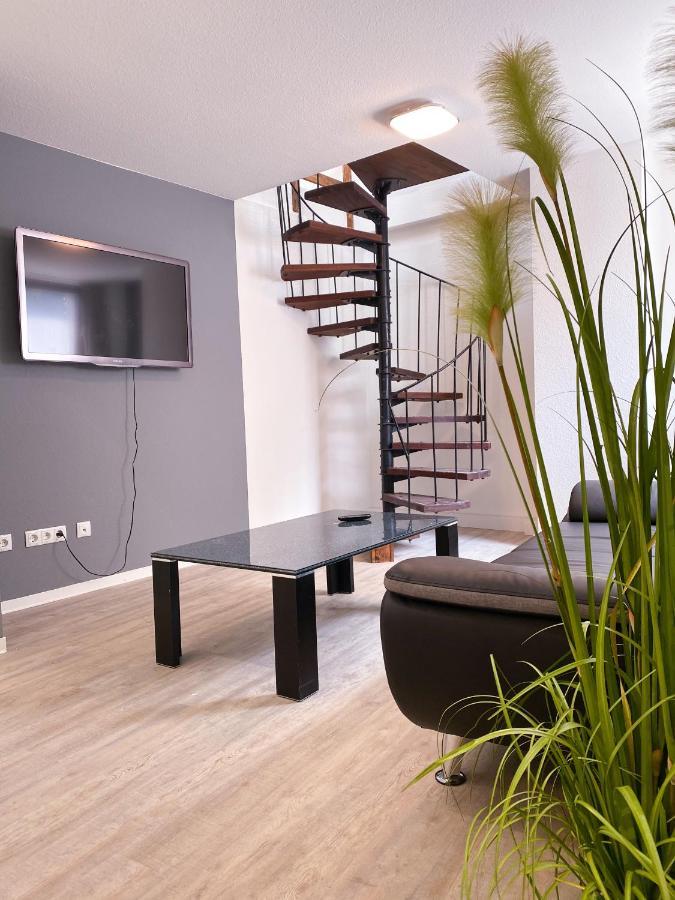 Traumhaftes Privatzimmer In คาร์ลสรูเฮอ ภายนอก รูปภาพ
