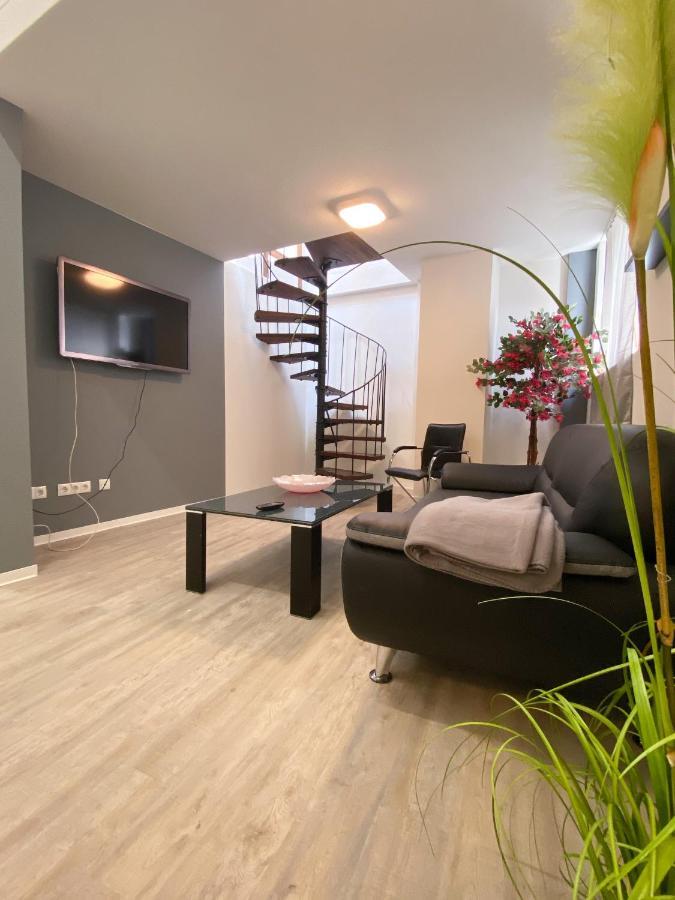Traumhaftes Privatzimmer In คาร์ลสรูเฮอ ภายนอก รูปภาพ