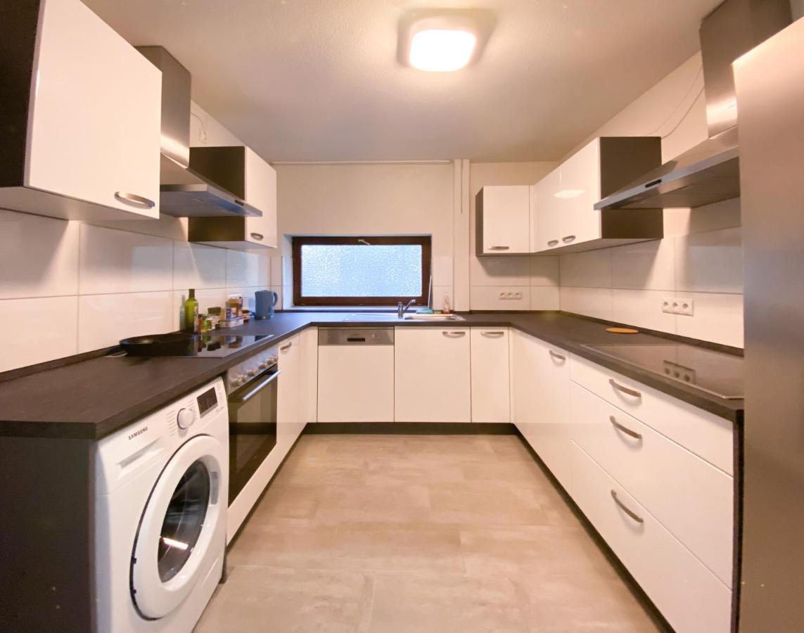 Traumhaftes Privatzimmer In คาร์ลสรูเฮอ ภายนอก รูปภาพ